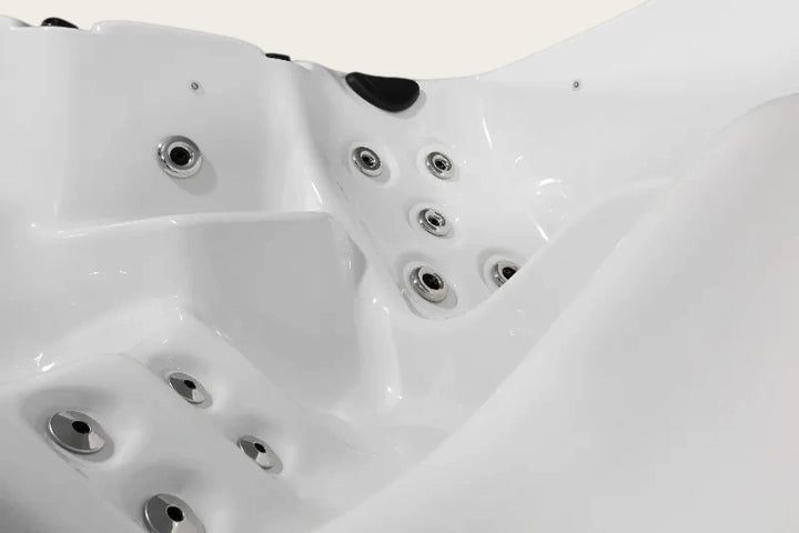 SAUNAONES® Serenity Series 6-Person Spa Hot Tub