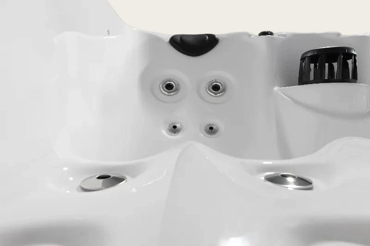 SAUNAONES® Serenity Series 6-Person Spa Hot Tub